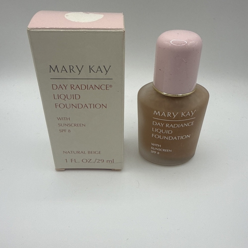Mary Kay Day Radiance *Natural Beige* Liquid‎ Foundation NOS 1 Oz Full Size